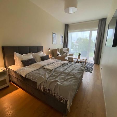 Lovely Aisa Apartment | 2 Terraces Pärnu Buitenkant foto