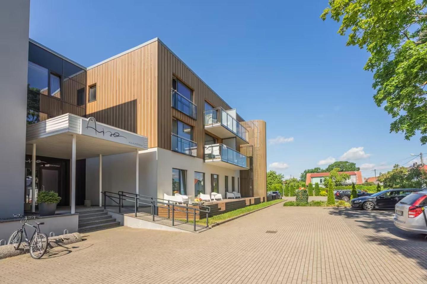 Lovely Aisa Apartment | 2 Terraces Pärnu Buitenkant foto